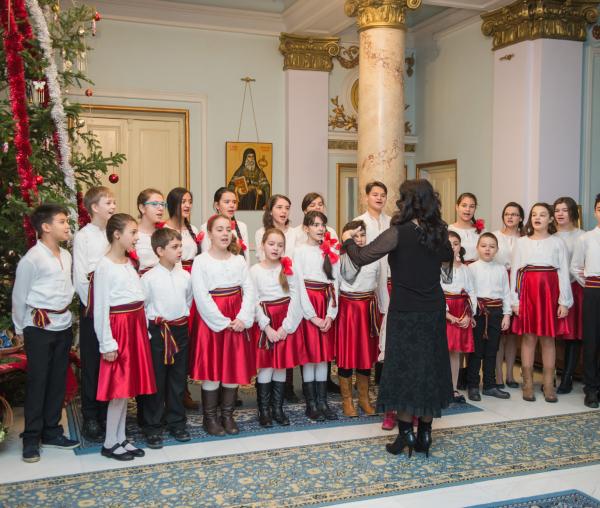 Colindători la Reședința Mitropolitană - Corul de copii "Muzica Viva"