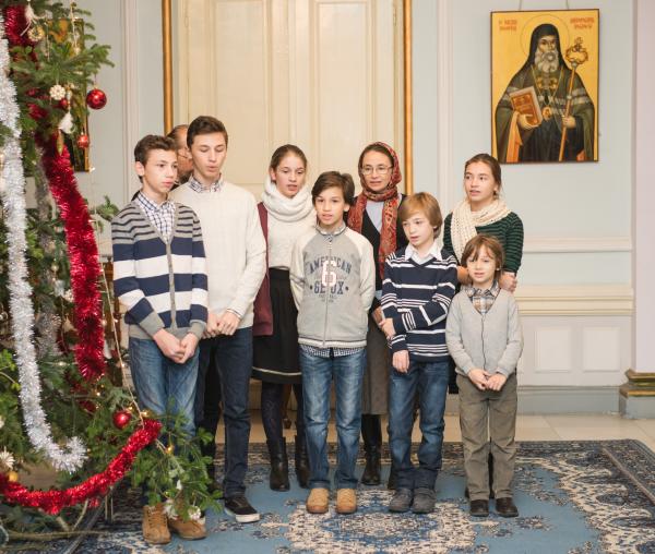 Colindători la Reședința Mitropolitană - Familia Lungociu Constantin