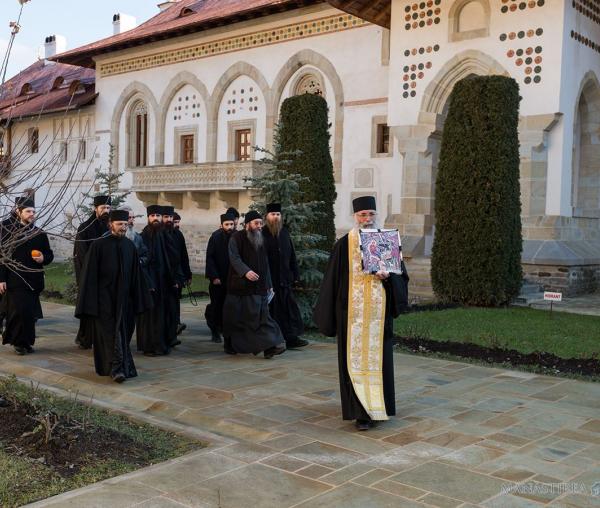 Nașterea Domnului la Mănăstirea Putna – Fotoreportaj