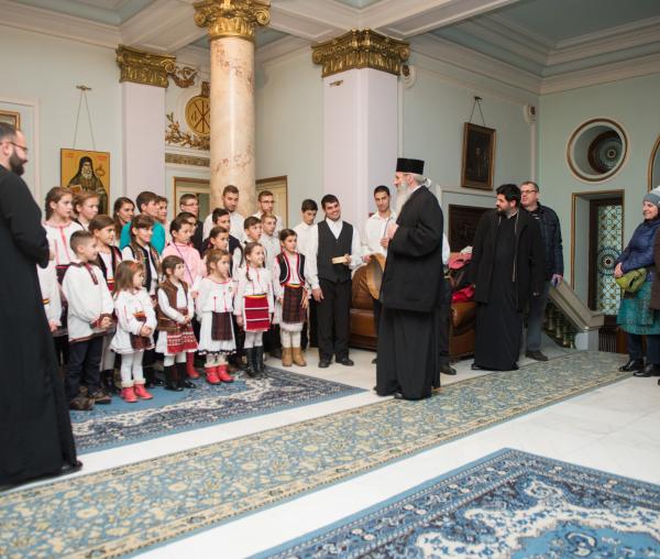 Colindători la Reședința Mitropolitană - Parohia Zvoroneşti, Neamţ