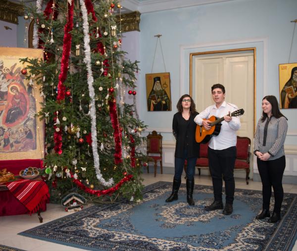 Colindători la Reședința Mitropolitană - Trio, Universitatea de Arte „George Enescu”, Iași