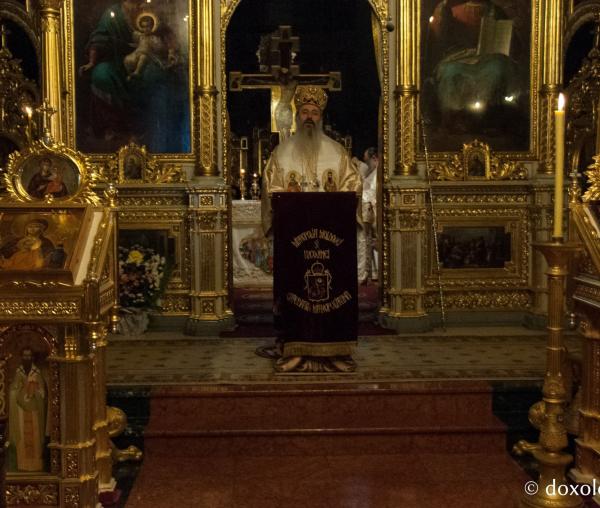 Trei mari sărbători aduce ziua de 1 ianuarie - cuvântul IPS Teofan în prima zi din an