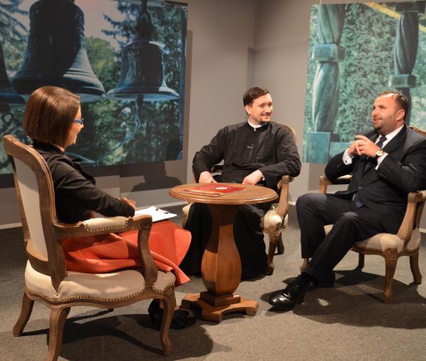 Cum să ne comportăm în Sfânta Biserică? - Pr. Andrei Atudori și Dr. Nicolae Pintilie –  Pridvoarele Credinței