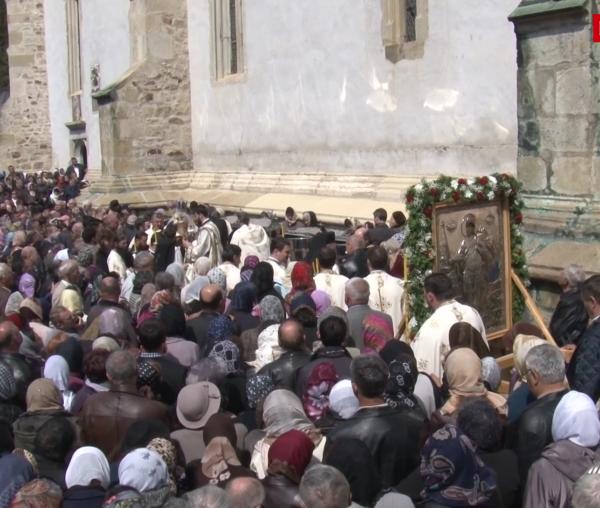Izvorul Tămăduirii - hramul Mănăstirii Bistrița