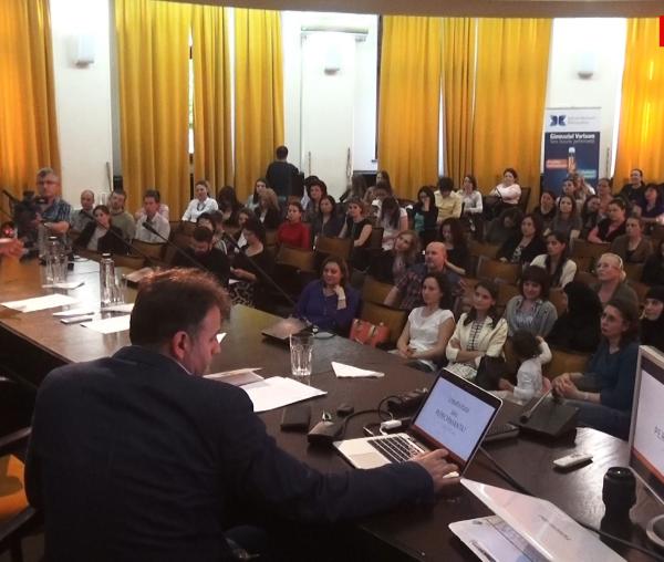 Conferință susținută de Felix Tătaru