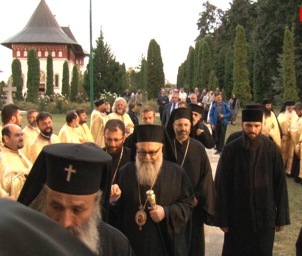 (VIDEO) Patriarhul Ioan al X-lea în Mitropolia Moldovei și Bucovinei