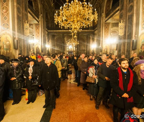 Priveghere închinată Sfântului Apostol Andrei, la Catedrala Mitropolitană (galerie FOTO)