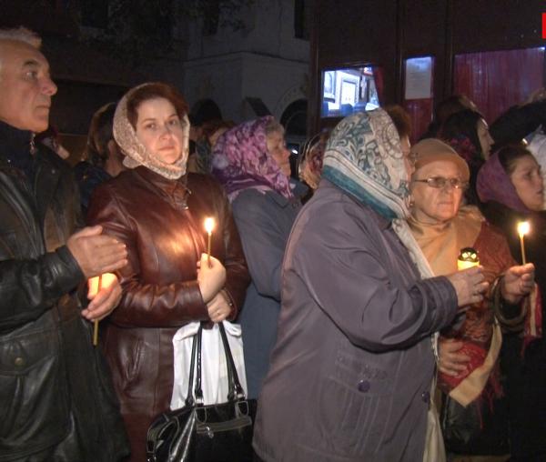 Primii pelerini la racla Sfintei Cuvioase Parascheva