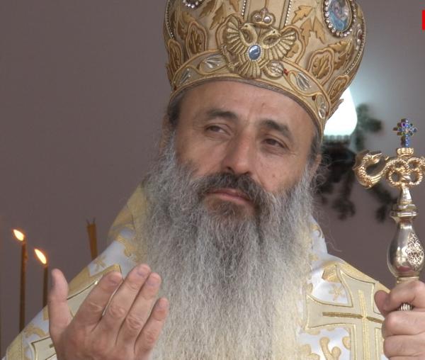 (Video) Mergând la Sfânta biserică, ne îmbrăcăm în Domnul Hristos - IPS Teofan