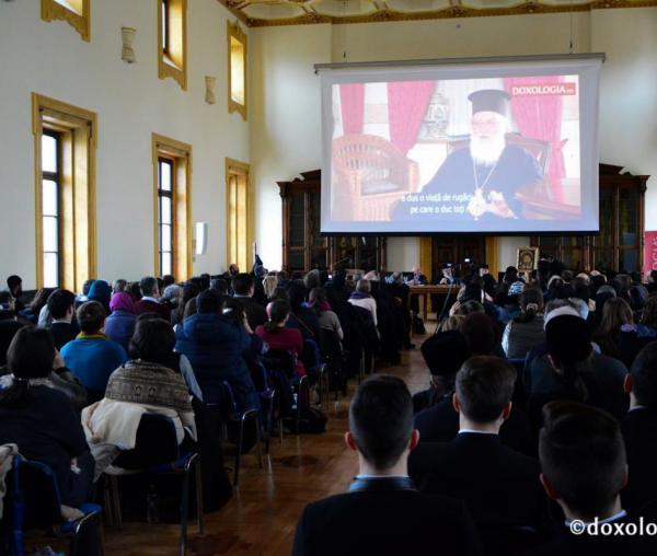 (Video) Părintele Sofronie Saharov, ca duhovnic în Mănăstirea „Sfântul Pavel” din Sfântul Munte Athos ‒ Monahul Nicodim Aghiopavlitul