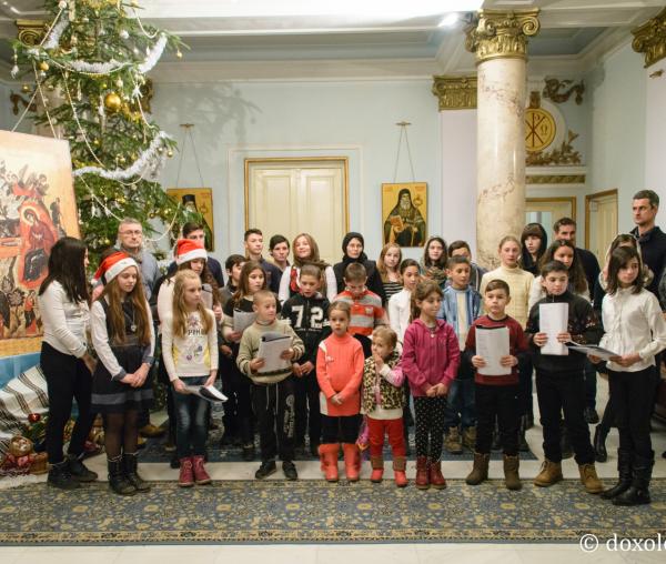 Colindători la Reședința Mitropolitană 2016 - Parohia Moimești-Popricani