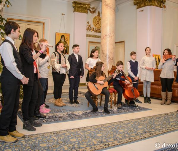 Colindători la Reședința Mitropolitană 2016 - Colegiul Național „Octav Băncilă”