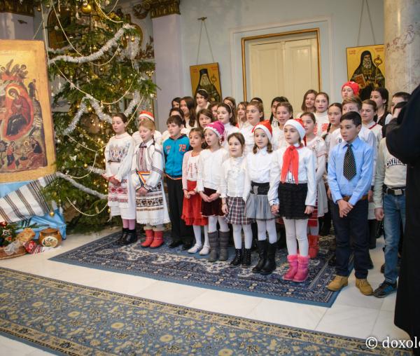 Colindători la Reședința Mitropolitană 2016 - Parohia Iazu Nou