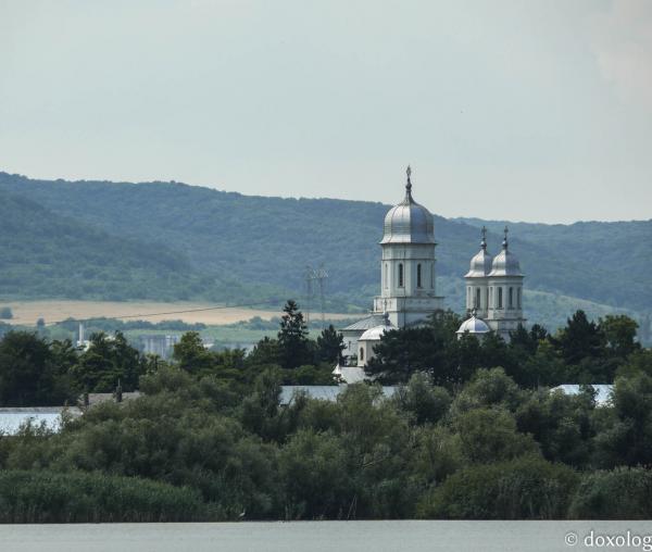 Mănăstirea Saon (galerie FOTO)
