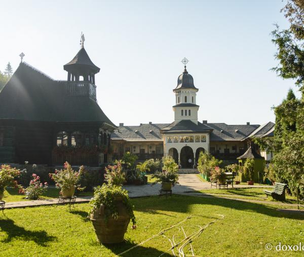 (Foto) Mănăstirea Toplița – ctitoria Patriarhului Miron Cristea