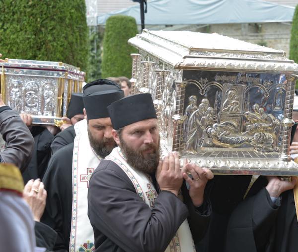 (Video) Proclamarea canonizării Sfinţilor Putneni