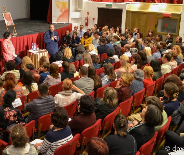 (Video) Părintele Constantin Necula la Conferințele „Ai copil. Învaţă să fii părinte!”