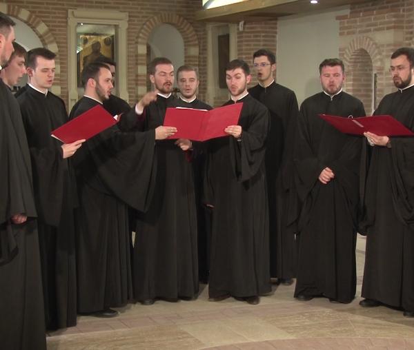 (Video) Troparul și Condacul Sfântului Iacob Putneanul - Corul Chivotul