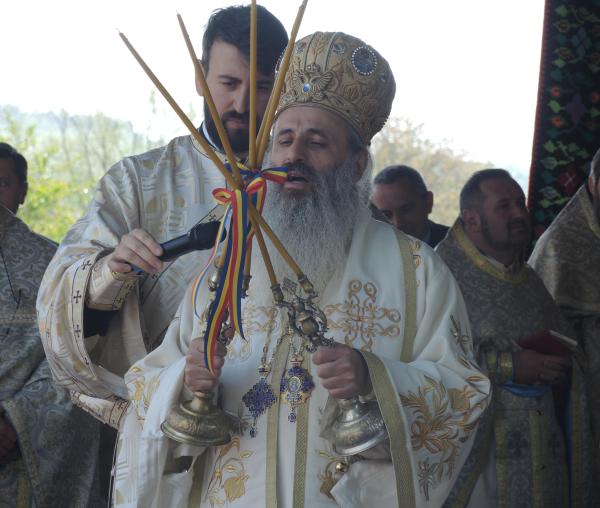 (Video) Bolile sufletești au izvor în mândrie - IPS Teofan