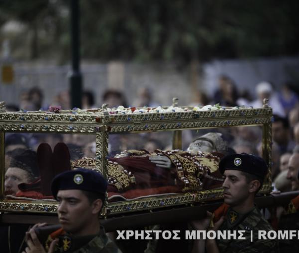 Moaștele Sfintei Împărătese Elena aduse pentru prima dată din Italia în Atena (galerie FOTO)
