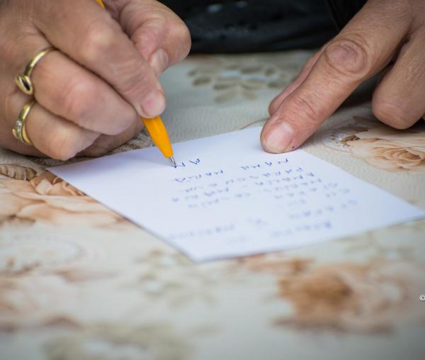 (Video) Cum scriem corect un pomelnic pentru cei vii?
