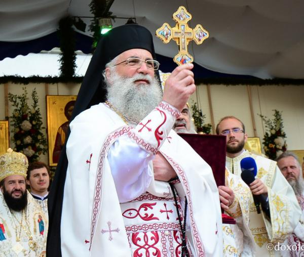 (Video) Arhimandritul Melchisedec Velnic: „Sfinții Putneni să vă fie ocrotitori!”