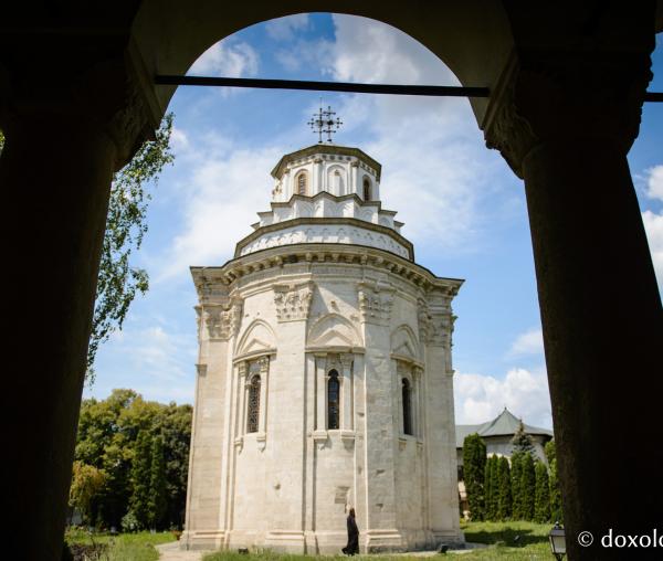 (Foto) Mănăstirea Golia – locul unde ieșenii se adăpostesc de zbuciumul zilnic