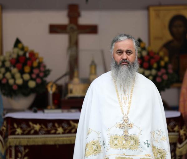 (Video) „Dumnezeu răspunde fiecăruia după inima lui” - Arhim. Dumitru Cobzaru