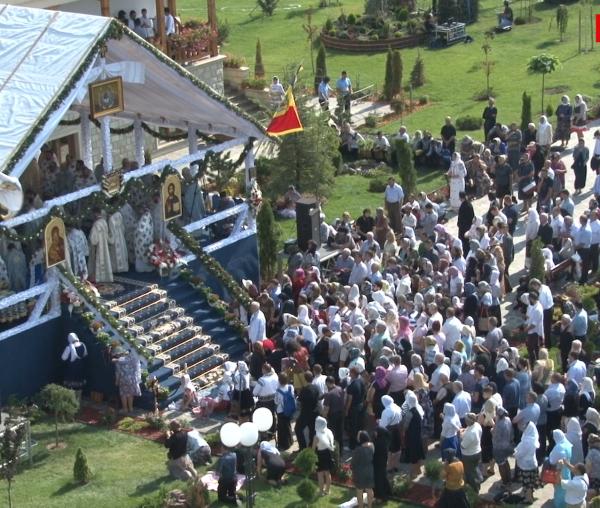 (Video) Sobor de arhierei la mănăstirea Zosin