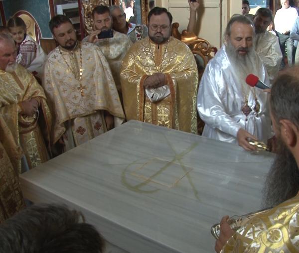 (Video) Resfințirea bisericii din Parohia Copălău, jud. Botoșani