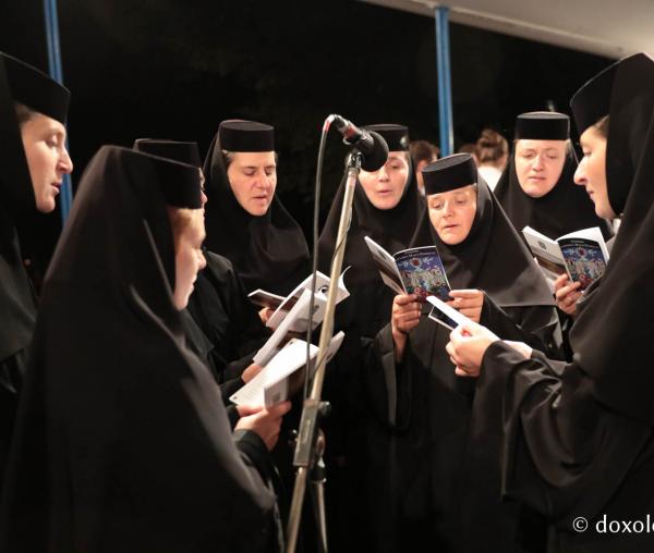 (Video) Prohodul Maicii Domnului la Mănăstirea Nicula - starea II