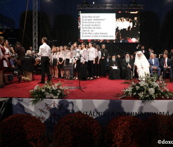 (Video) Intonarea imnului ITO 2017 în seara deschiderii evenimentului