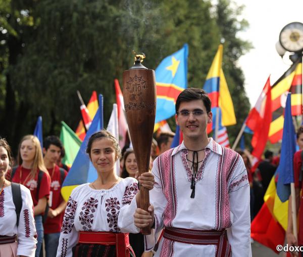 (Foto) Pași de tânăr pelerin la „Marșul Tinereții” #ITO2017