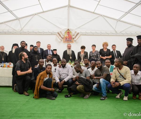 (Foto) Tineri din Patriarhia Alexandriei și a întregii Africi, în vizită la mănăstirile din Arhiepiscopia Iaşilor