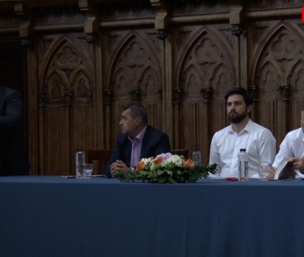 (Video) Dezbatere - România majorității sau a minorității