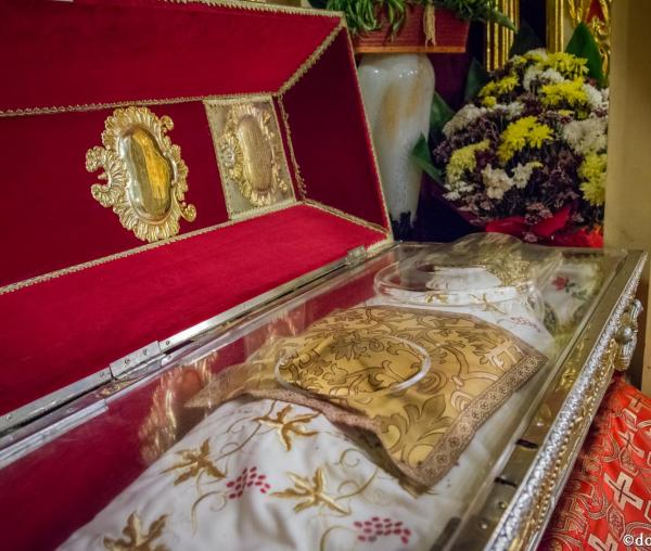 Rugăciuni către Sfânta Cuvioasă Parascheva