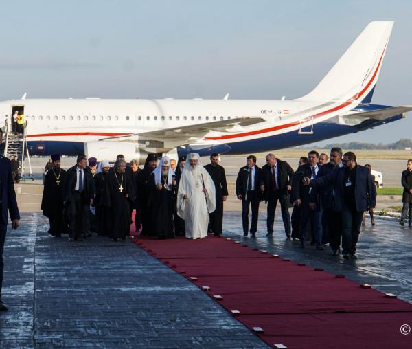 Patriarhul Kirill al Moscovei şi al Întregii Rusii a ajuns în București (galerie FOTO)