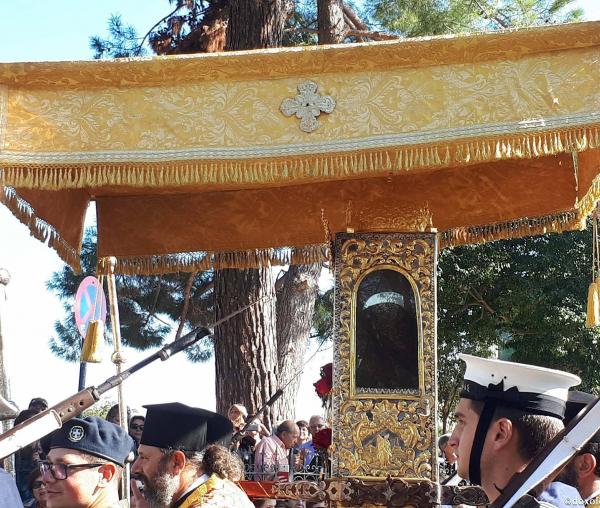 Procesiune cu moaștele Sfântului Ierarh Spiridon în Insula Corfu - 5 noiembrie 2017 (Galerie FOTO)