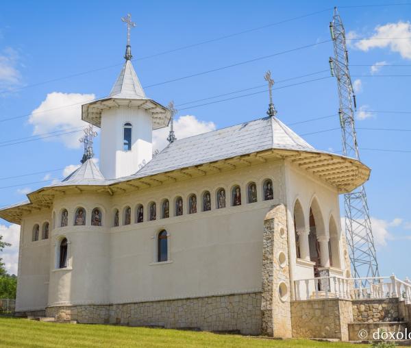 (Foto) Mănăstirea Sfinților Împărați Constantin și Elena din Vermești