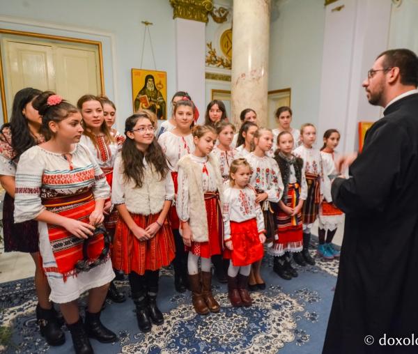 Colindători la Reședința Mitropolitană 2017 – Parohia Cosmeşti