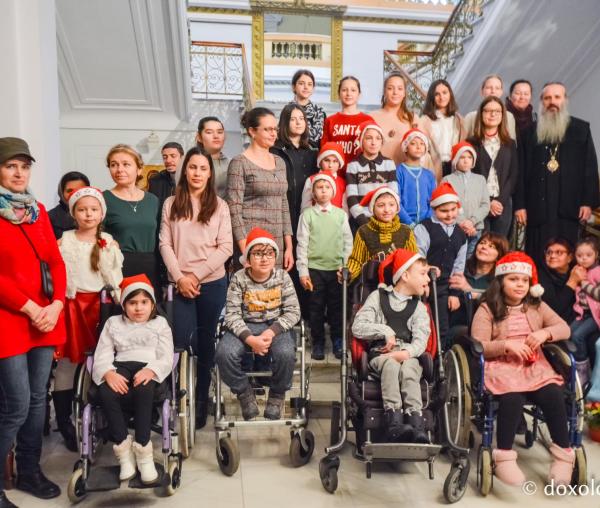 Colindători la Reședința Mitropolitană 2017 – Grupul Scolar „Ion Holban” Iași