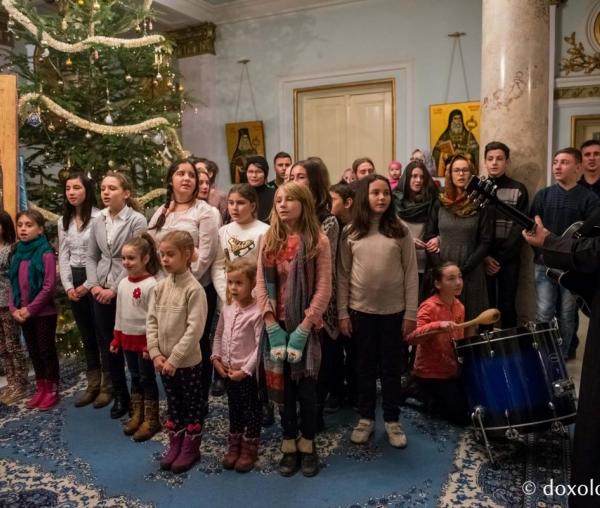 Colindători la Reședința Mitropolitană 2017 – Parohia Moimeşti