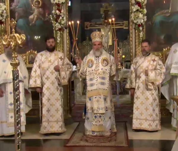 (Video) Sfânta Liturghie la Catedrala Mitropolitană din Iași săvârșită de Înaltpreasfințitul Părinte Ioachim, Arhiepiscopul Romanului și Bacăului, 15 octombrie 2017