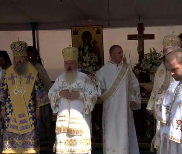 (Video) Sfânta Liturghie a Adormirii Maicii Domnului - Mănăstirea Nicula - partea a II-a