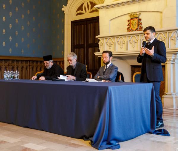 (Video) Conferința „Cuvântul Crucii” la Palatul Culturii din Iași