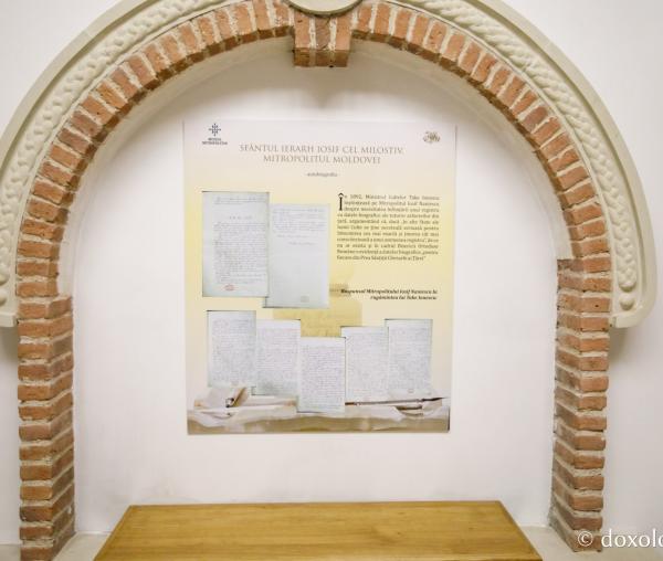 (Foto) Personalitatea Sfântului Ierarh Iosif cel Milostiv reflectată în documente, imagini și odoare sfinte