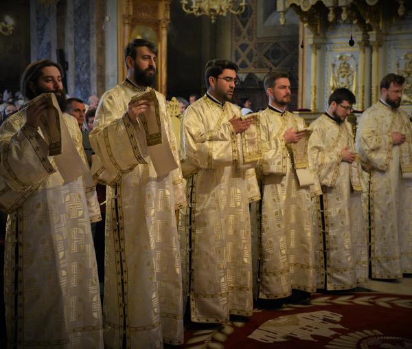 (Video) Sfânta Liturghie arhierească la Catedrala Mitropolitană din Iași în Duminica a 4-a după Paști