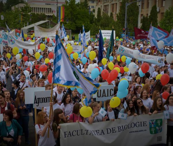 (Video) Studenții ieșeni la „Marșul Absolvenților” 2018