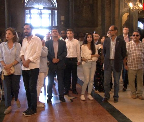 (Video) Ambasadori de pe patru continente au vizitat Ansamblul Mitropolitan din Iași
