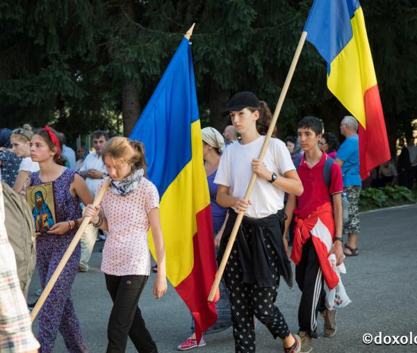 (Foto) Priveghere în cinstea Sfântului Ioan Iacob de la Neamț